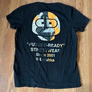 Bershka Future‎ Ready Streetwear Black Graphic T-Shirt Size M